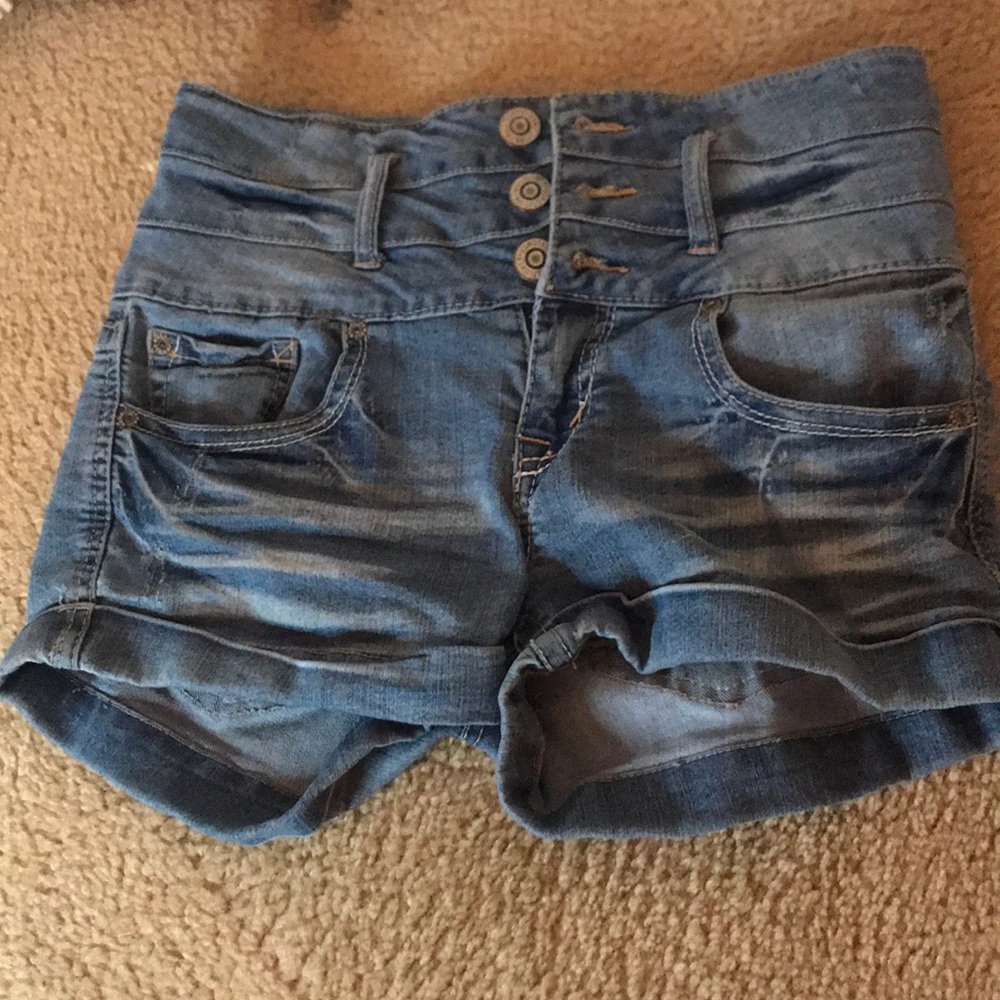 Wall flower jean shorts